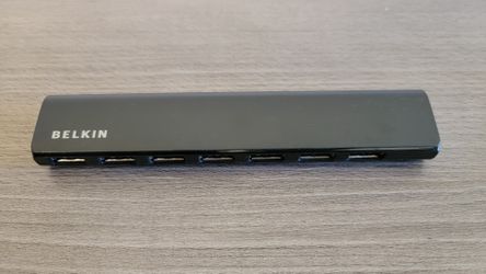 Belkin 7-Port Ultra-Slim Desktop USB Hub