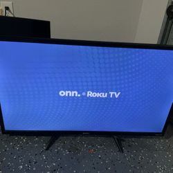 32 Inch Roku Smart TV