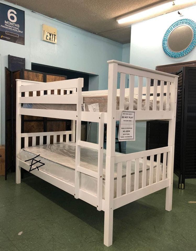 Bartly Natural Pine Twin/Twin Bunk Bed With Twin Trundle
Homelegance$10 Down Payment And Financing Available