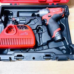 Milwaukee Fuel M12 3/8” Impact Wrench 