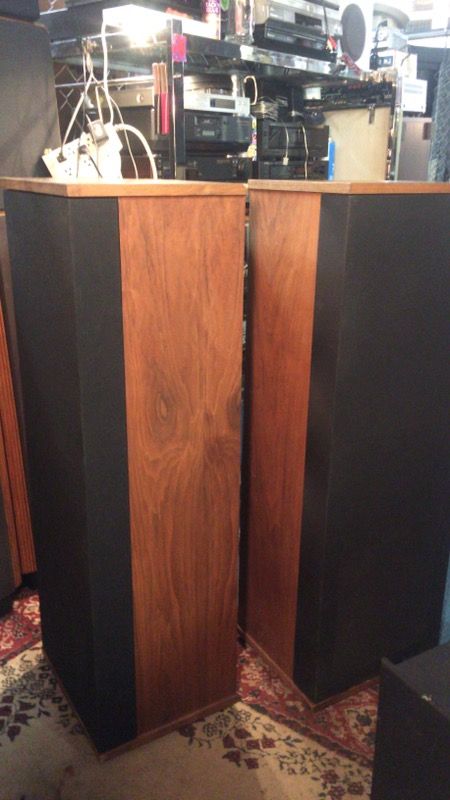 Black max Speakers