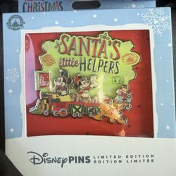 DISNEY 2024 JUMBO PIN SANTA'S LITTLE HELPERS MICKEY MINNIE PLUTO TRAIN CHRISTMAS