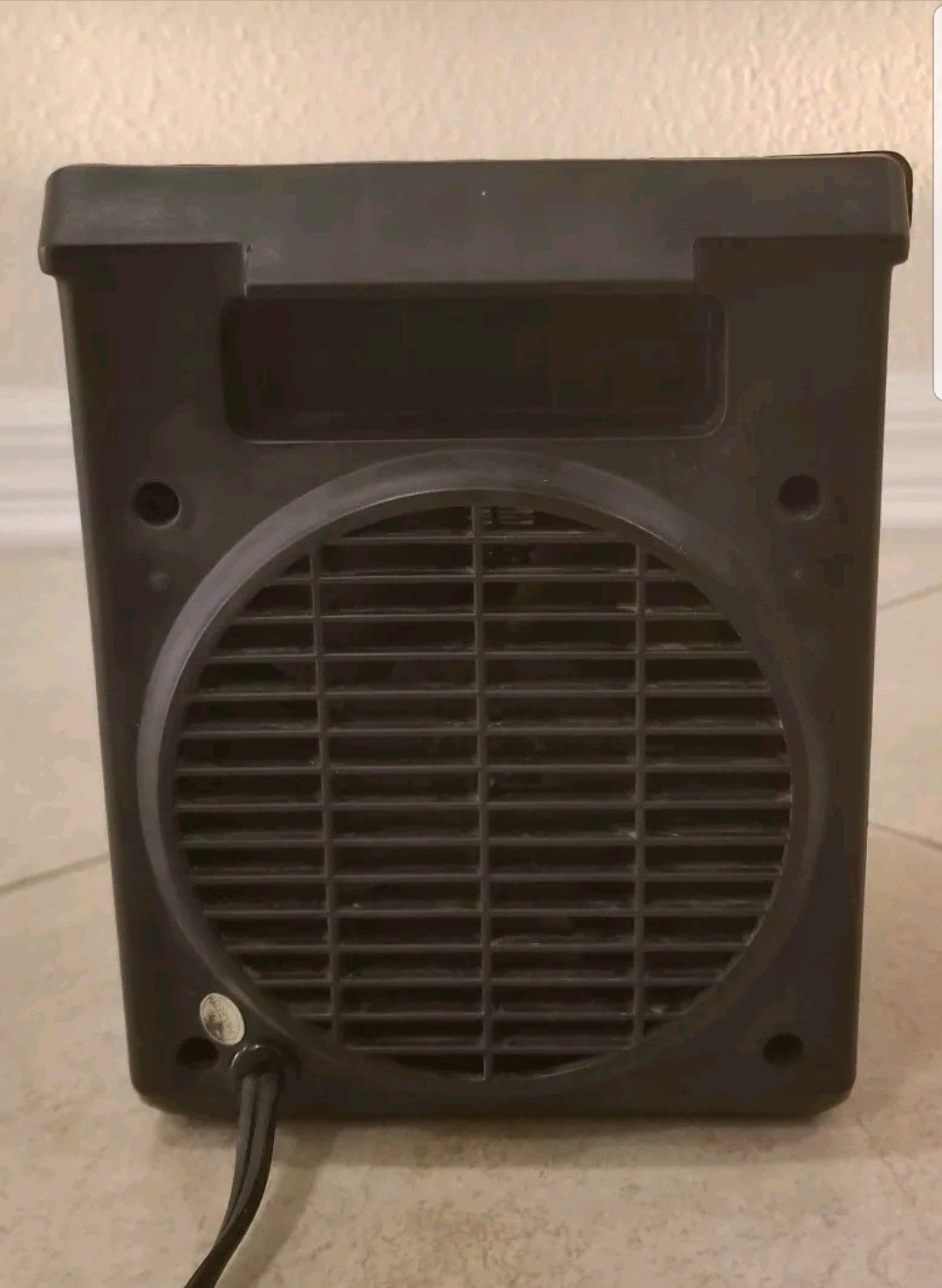 Holmes 1500 Watt Electric Ceramic Heater Model HCH4051 for Sale in Spring  Hill, FL - OfferUp
