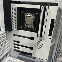 Nzxt Z790 + i7-14700F + 32Gb + 2Tb Nvme