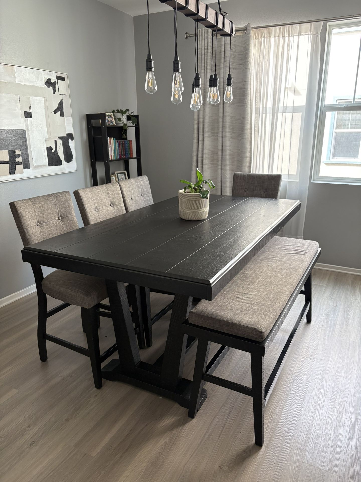 Dinning Table