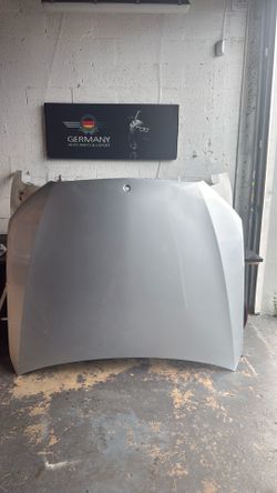 Mercedes Benz. S(contact info removed) hood bonete