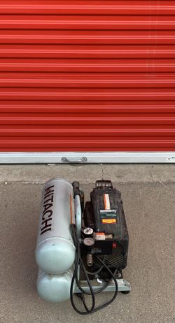 Hitachi EC-89 Air Compressor 4 Gallons 120 Volts 1,3 HP 135 PSI Max 4 CFM Max