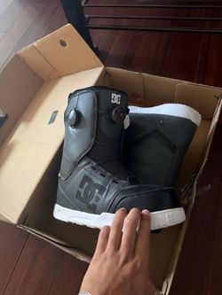 snowboard boots