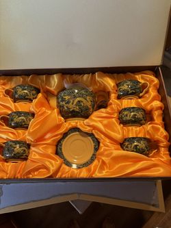 Blue Dragon Fine Porcelain Teapot, Cups And Saucers Set New In Box