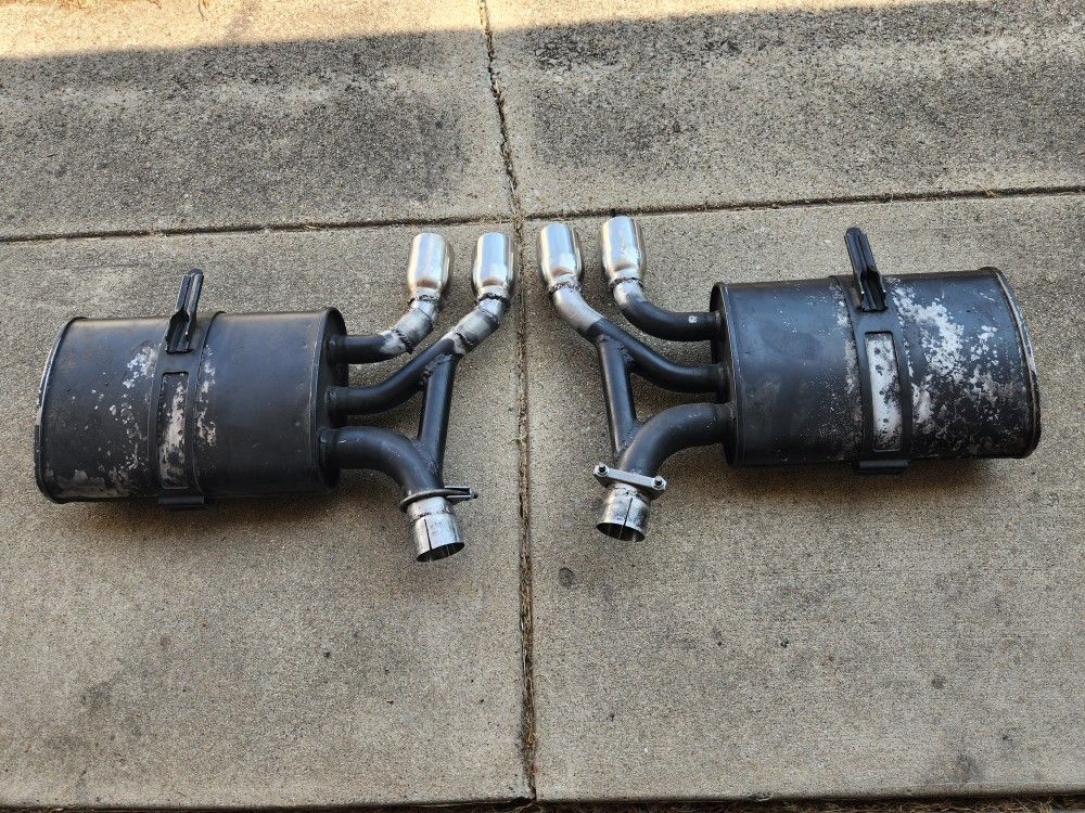 C5 Chevrolet Corvette Exhaust Mufflers & Aftermarket Tips
