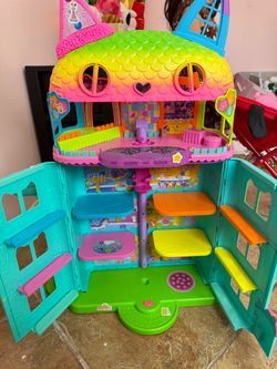 Gabbys celebration dollhouse
