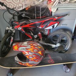 Bike Helmet And Skateboard 