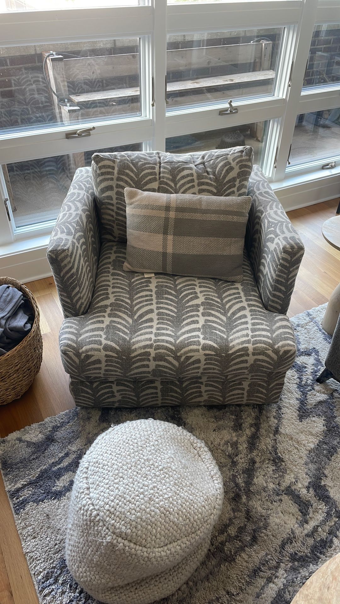 Swivel Printed Chair