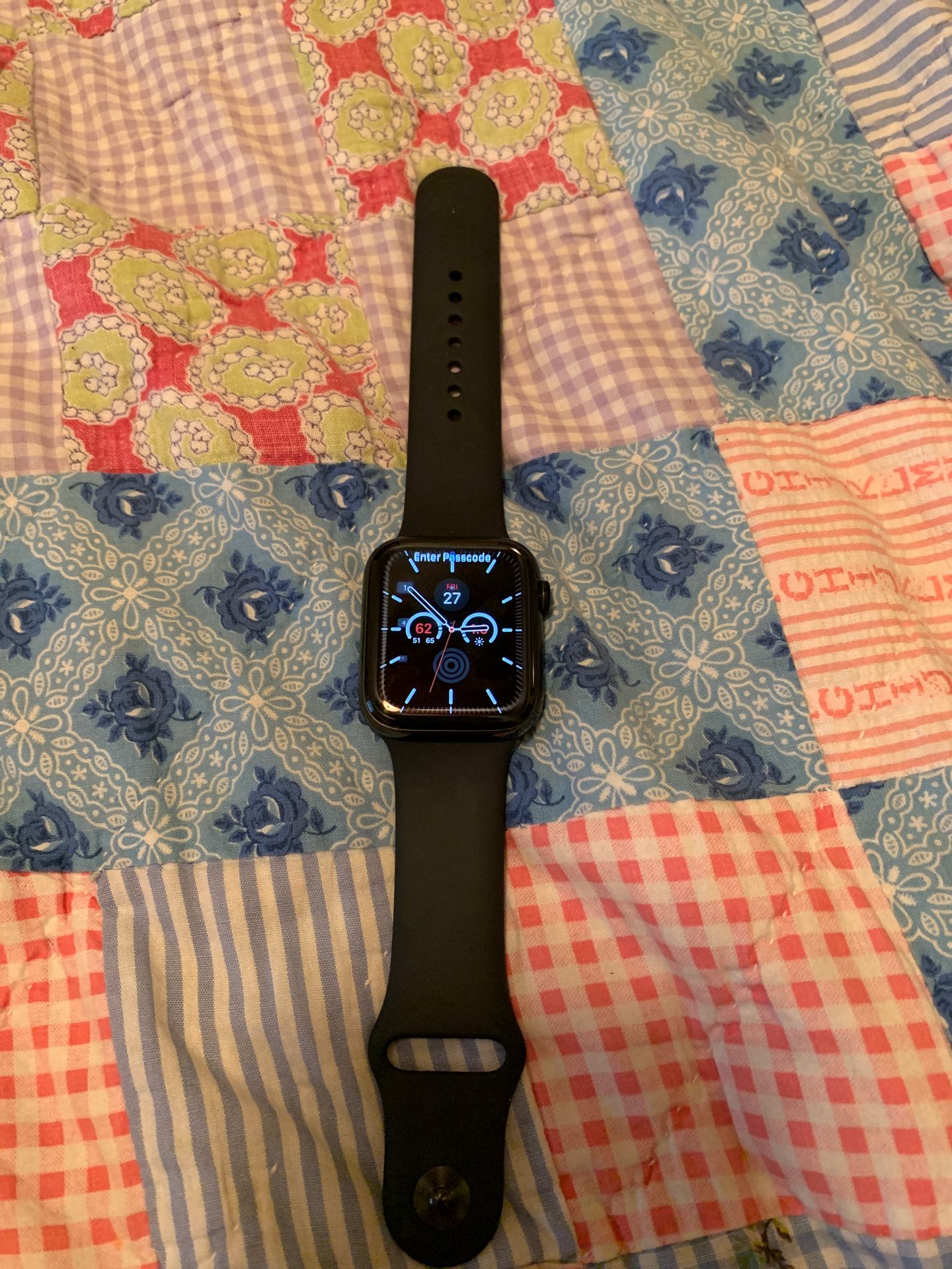 Apple Watch Series 5 Black 44mm