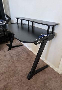 Gaming Desk