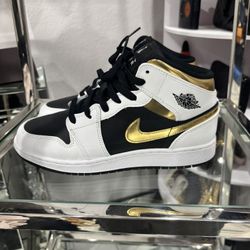 Jordan 1 size 6Y