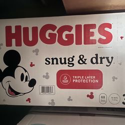 Huggies Snug & Dry Size 3 Diapers