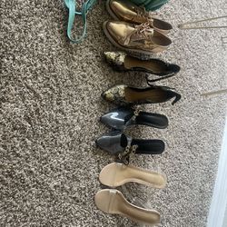 4 Pairs Of Shoes