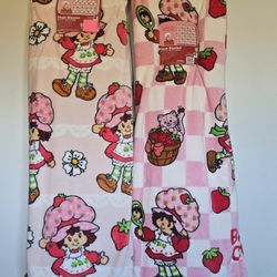 🍓 Strawberry Shortcake Queen Blankets 🍓