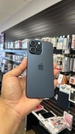 iPhone 15 Pro Max 256GB unlocked