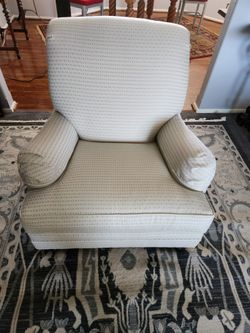 Ethan Allen Oxford Chair