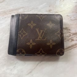 Louis Vuitton Authentic Wallet 