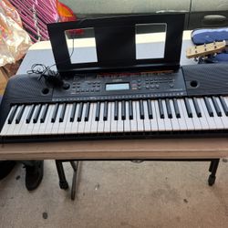 Yamaha Keyboard PSR E263