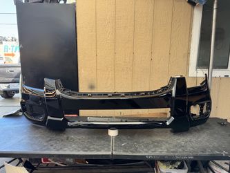2026 FORD RANGER XL FRONT BUMPER COVER OEM USED #8246