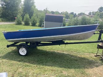 Lund Boat Plus Trailer - Aluminum Boat