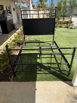Full size bed frame MAGNOLIA HOME Joanna Gaines collection