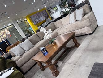 Large Beige Fabric Sectional Sofa 🥳🥳🥳