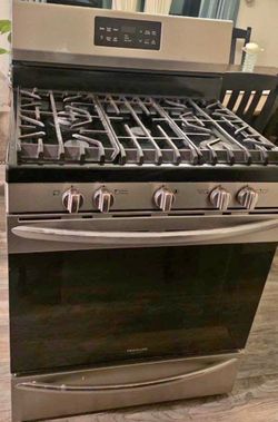 Frigidaire gas stove