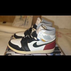 Air Jordan 1 Retro High OG “Union Black Toe” Size 10 Fairly New