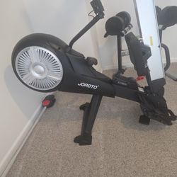JOROTO MR60 Rowing Machine - Like New