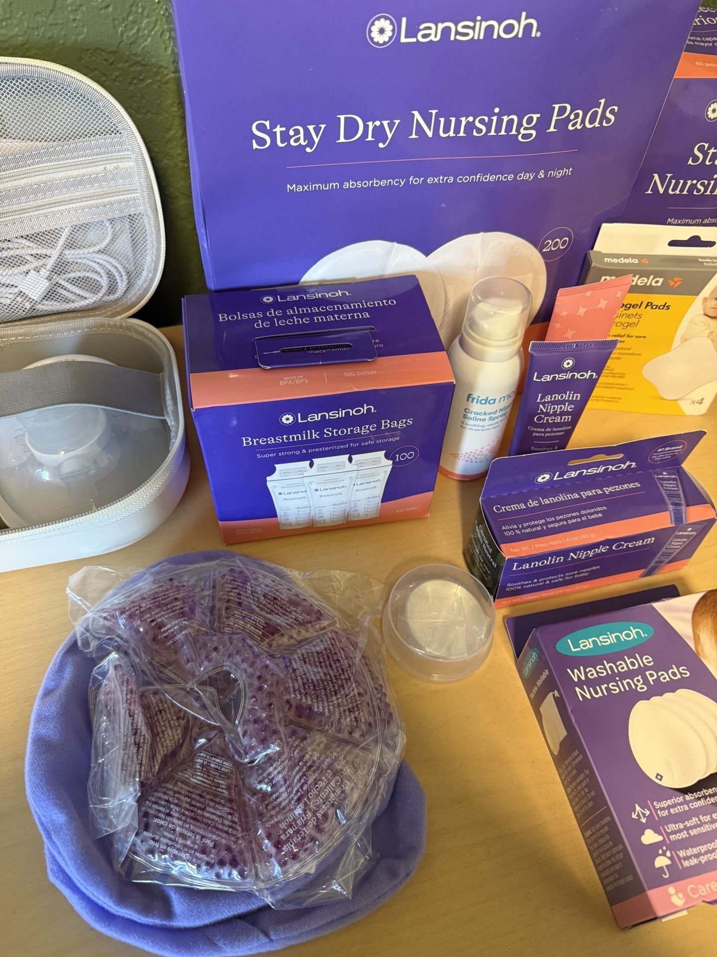 Mom cozy Breast pump Plus Bonus Breast care!