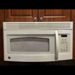 Ge Space maker Microwave 