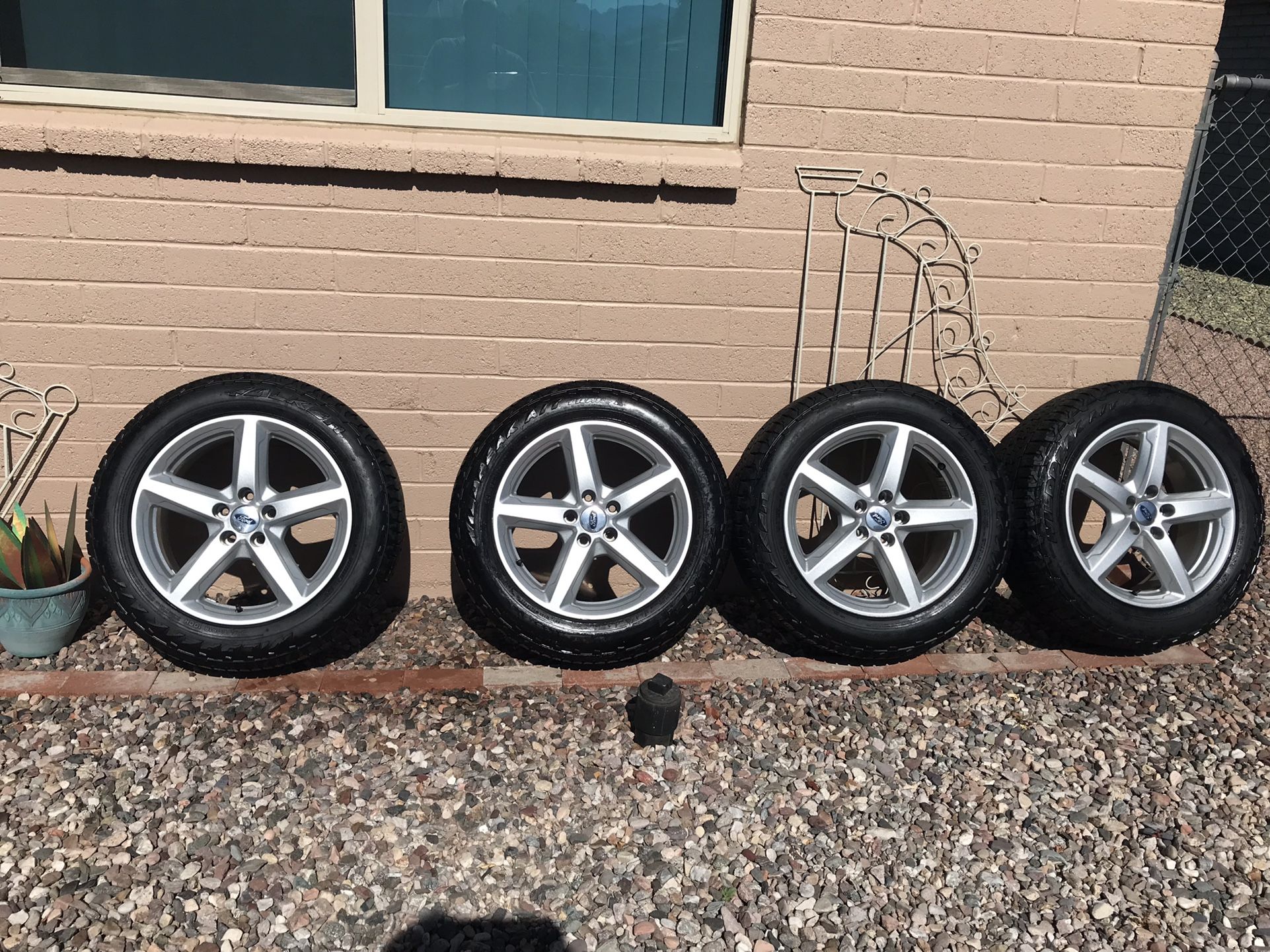 225 60 R18 tires on 18” Explorer rims