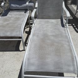Pool Relaxing Beds 