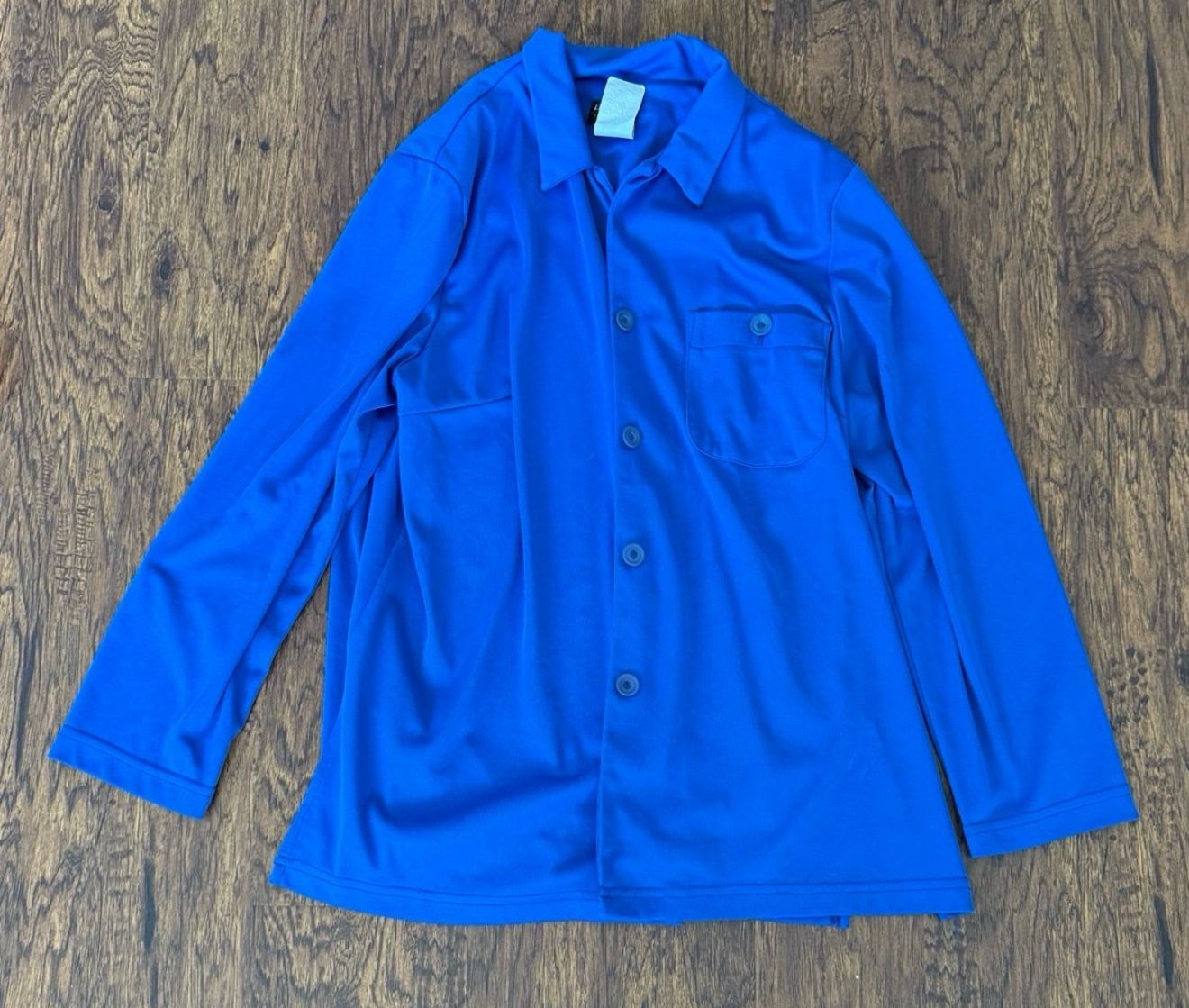 Helen Blake Women’s Lightweight Button-Up Top