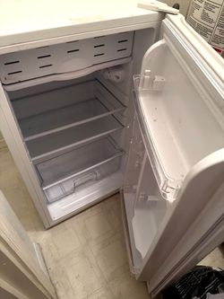 Fridge Almost New $85obo