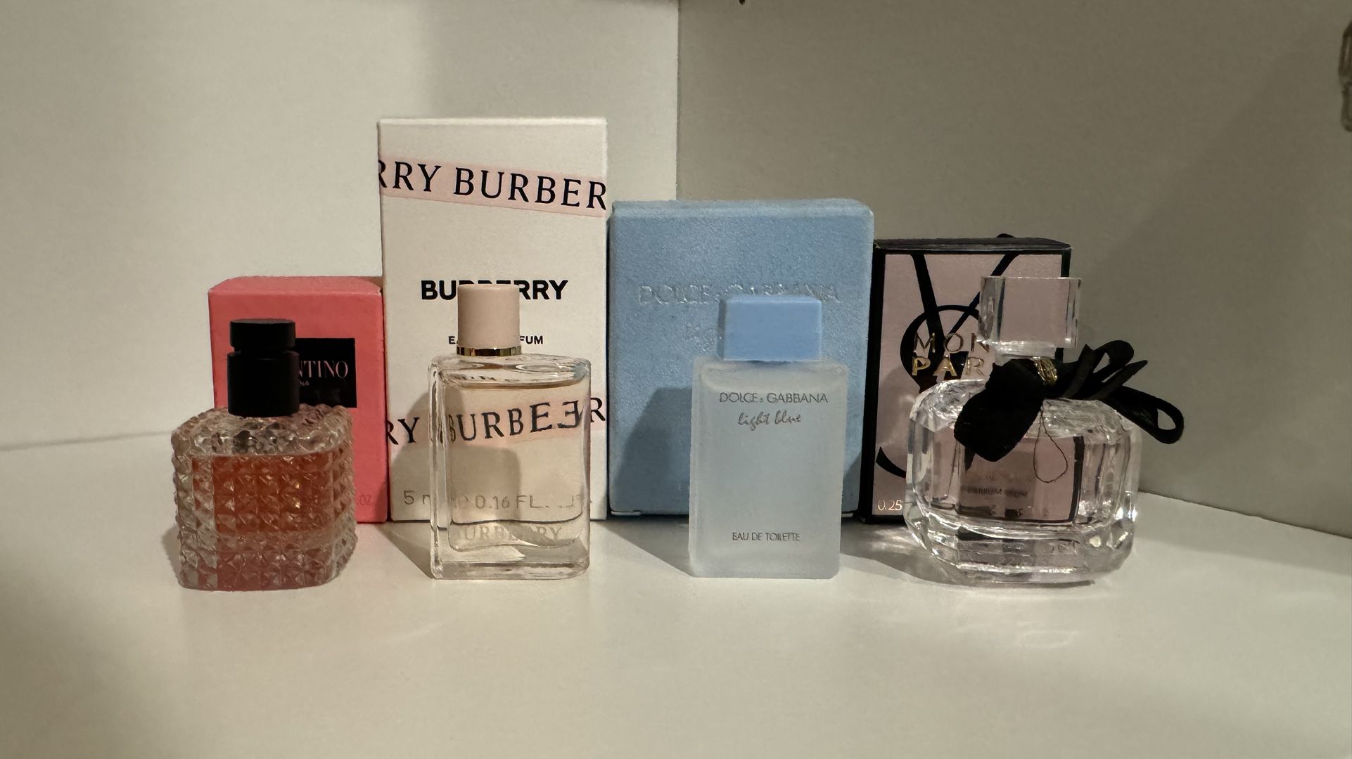 Lot Of 4 Mini Perfumes 