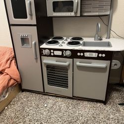 Kids Kitchen 