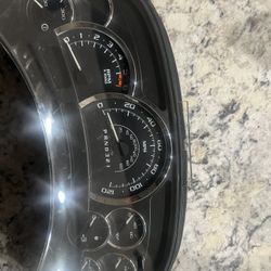 Escalade Cluster