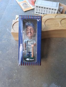 Milwaukee Brewers Hand Painted Bobblehead Robin Yount