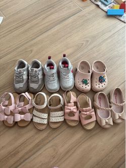 Girls shoes