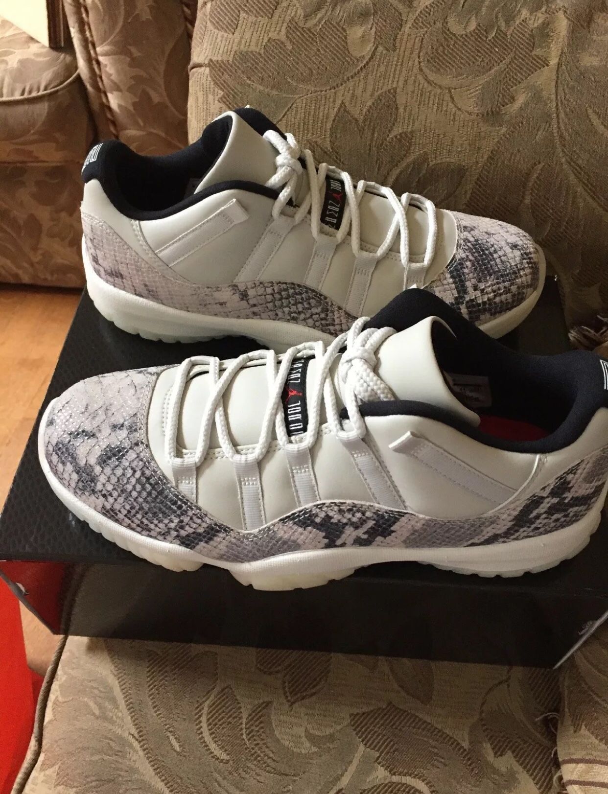 Last Men’s Sizes 10.5-14 Air Jordan 11 Retro Low LE “Snakeskin”