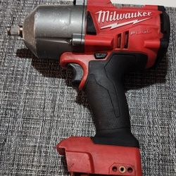 Milwaukee Impact Wrench 1/2" 1400 Lbs Torque 