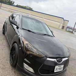 Sporty Hyundai Veloster – Clean Title – Custom Wheels – $7.5k