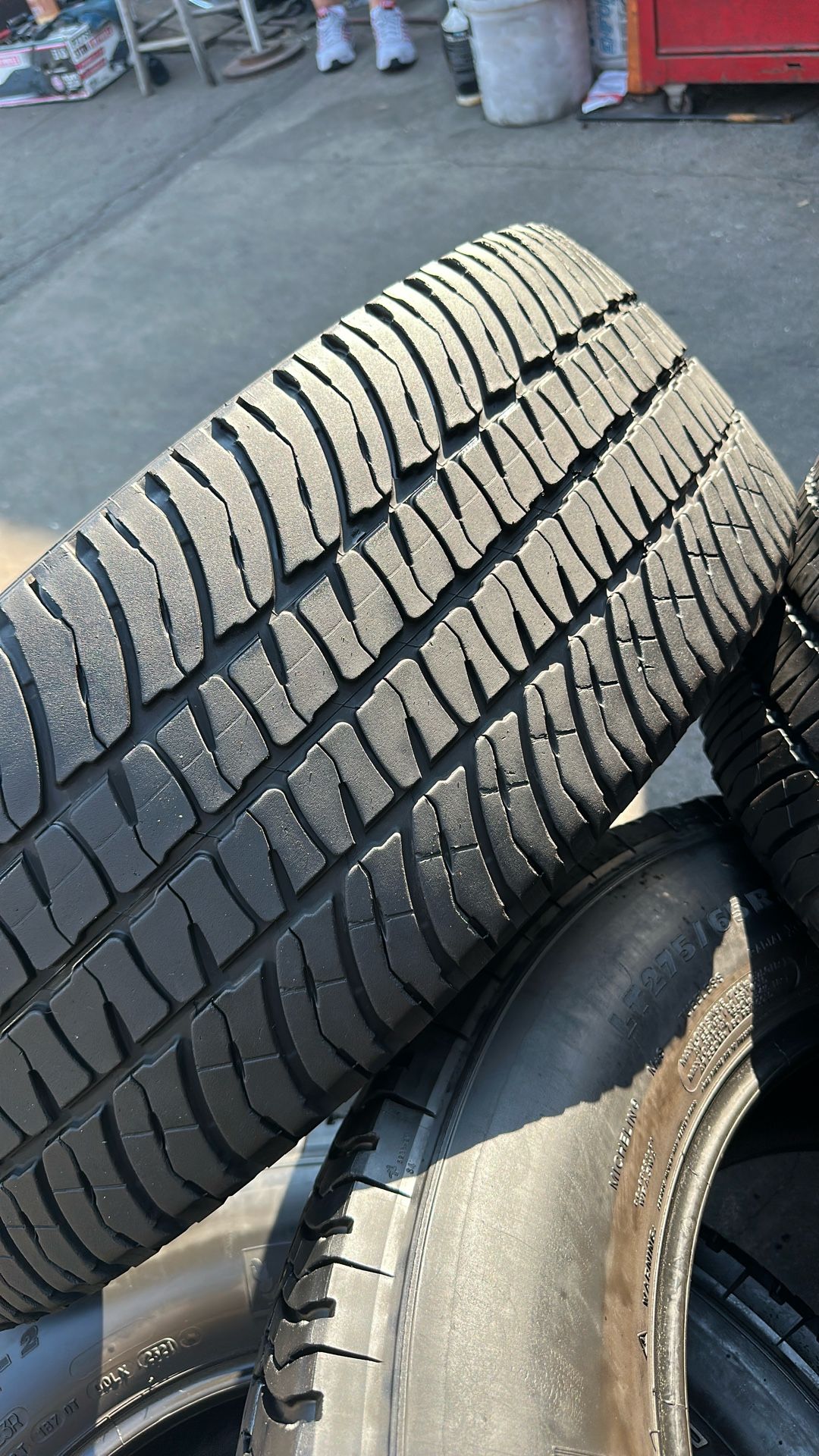 Michelin 275/65/20 LT