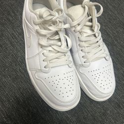 Jordan 1 Low  Size 8 Men’s 